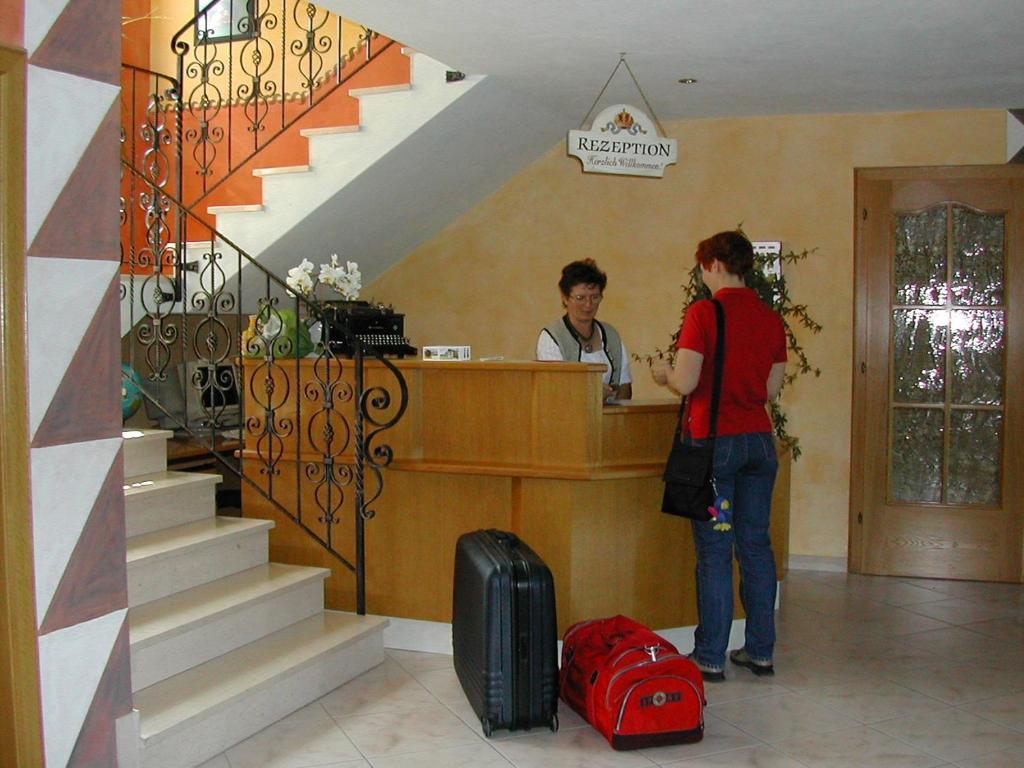 Ferienhotel Herzog نيوماركت ام والورسه المظهر الخارجي الصورة