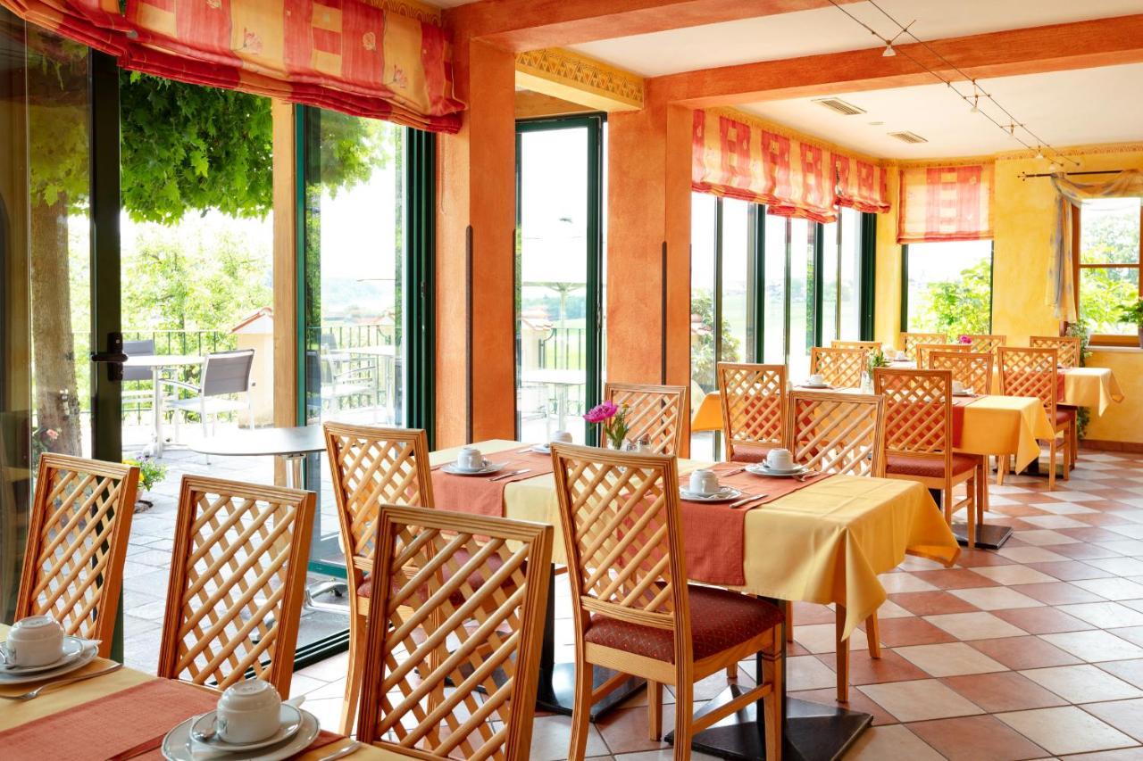 Ferienhotel Herzog نيوماركت ام والورسه المظهر الخارجي الصورة